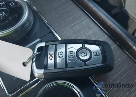 2022 Ford Expedition Limited Max z USA, uszkodzony, nr VIN 1FMJK2AT0NEA41639